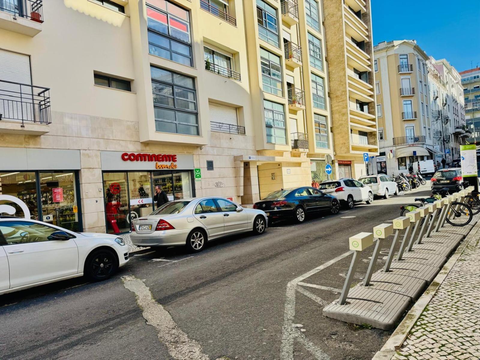 Lisboa Sweet Family Homestay Esterno foto